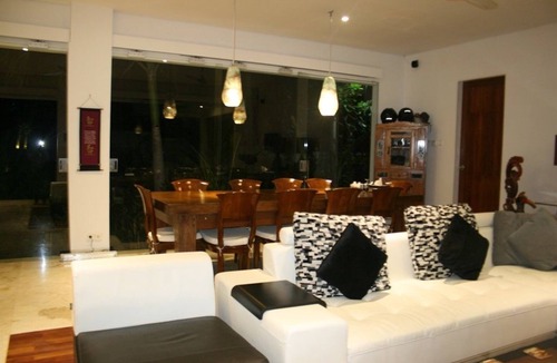 Kubutambahan Villa | Villa Pantai Lovina
