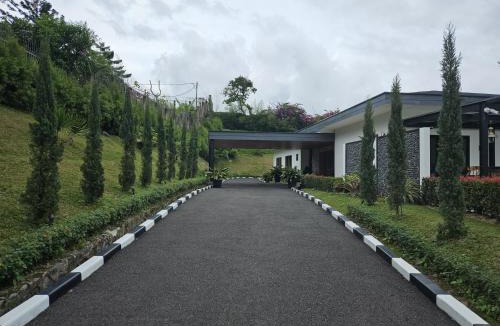 Cimacan Cabin | Villa Pine Hill Coolibah