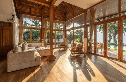 Jimbaran Villa | Villa Selatan Oceanfront Cliffside Sunset Pool