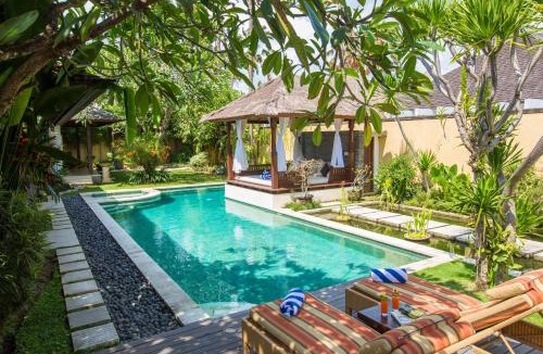 Sanur Villa | Villa Seriska Satu Sanur,a Luxury 4-Bedroom Villa, 5 mins walk to ICON Mall, Beach & 24hrs Security