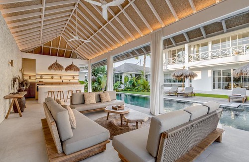Berawa Villa | Villa Taurus by BaliSuperHost