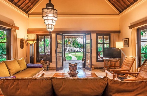 Pemuteran House | Villa 'Villa Semadhi' mit Infinity-Pool by Interhome