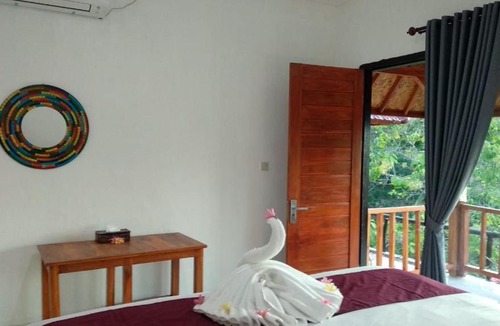 Penida Island House | Vina Bungalow