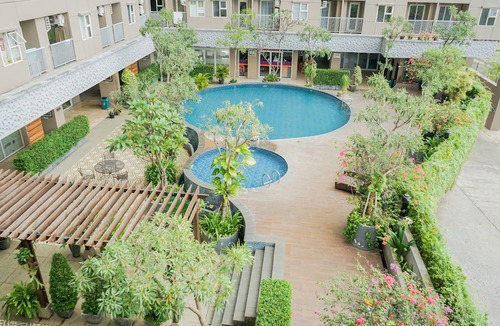 Ciputat Hotel | Warm Studio at Baileys Apartment