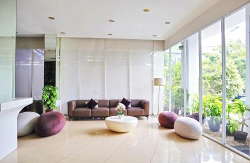 Cikini Hotel | Whiz Hotel Cikini Jakarta