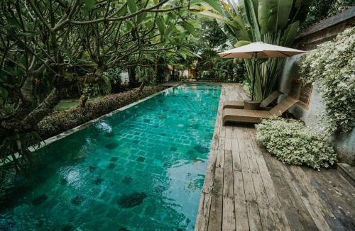 Celuk House | Wooden house Near Bali zoo
