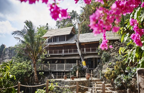 Pecatu House | Wooden Ocean Front House, Exceptional Location, Breathtaking View!