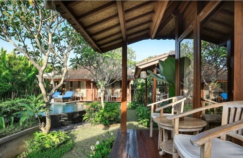 Kemenuh Cottage | Yana Villa 1 BR Wooden Authentic Design