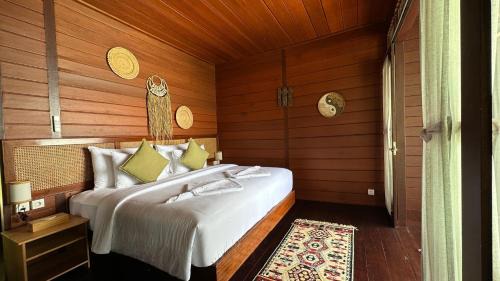 Sawinggrai Resort | Yenatar Resort