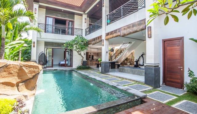 4 Bedroom villa with rice paddy views