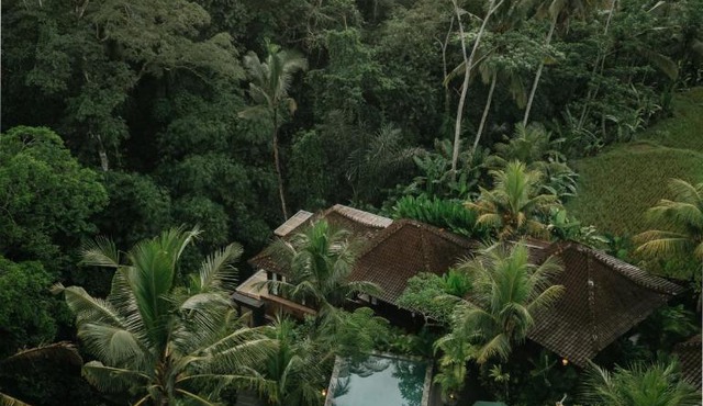 Aksmi Suites & Villas