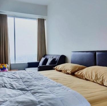 Apartemen Grand Kamala Lagoon by Fast Room in Pekayon Satu