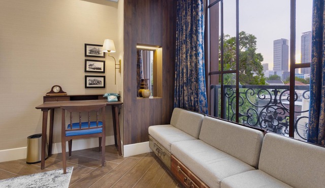 ASHLEY NEWAIR Menteng with Air Purifier