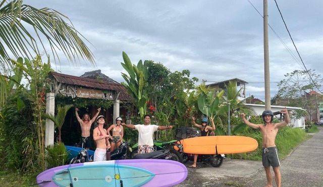 Ayolah Surf camp surf stay