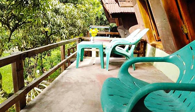 Bagus Bay Guest House in Samosir