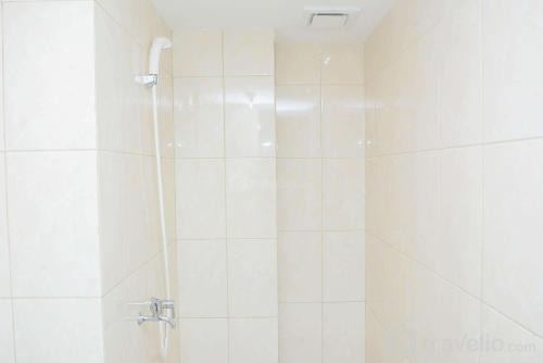 Best and Relax 2BR Springlake Summarecon Apartment By Travelio in Bekasi