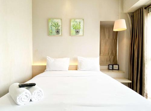 Best Deal and Comfortable 2BR Oasis Cikarang Apartment By Travelio in Cikarang