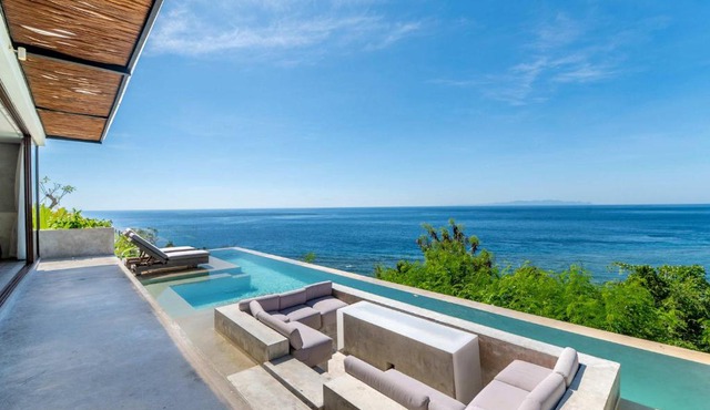 Blue Sarin Villa in Nusa Penida