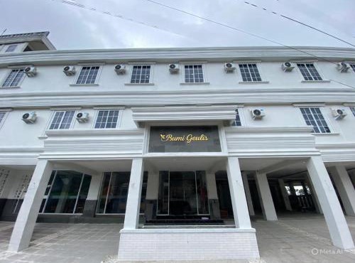 Bumi Geulis Hotel & Residence in Sukabumi