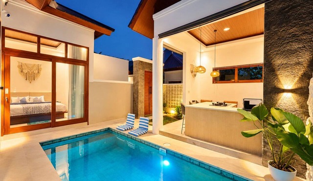 Chandana Modern Tropical Villa - Entire 2BR Villa, South Kuta - Bali in Badung