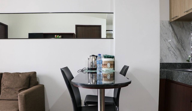 Comfort And Cozy Stay 2Br At 29Th Floor Transpark Cibubur Apartment