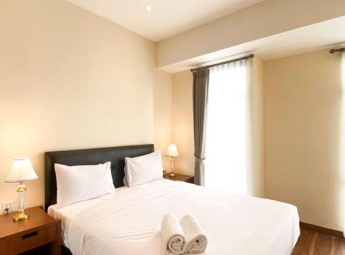 Comfortable and Strategic 1BR at Vasanta Innopark Apartment By Travelio in Cikarang
