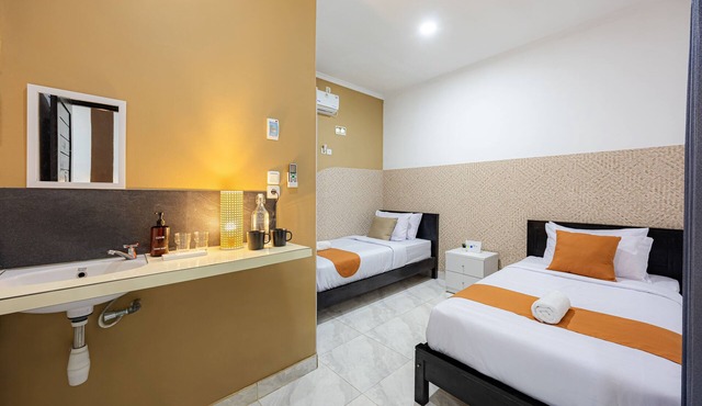 Cove Padonan Inn