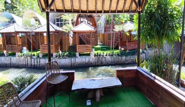 Cozzy Gayo Riverside in Pangalengan