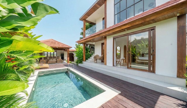 Designer 2BR w Huge Outdoor Dining & Pool Areas in Gianyar Regency