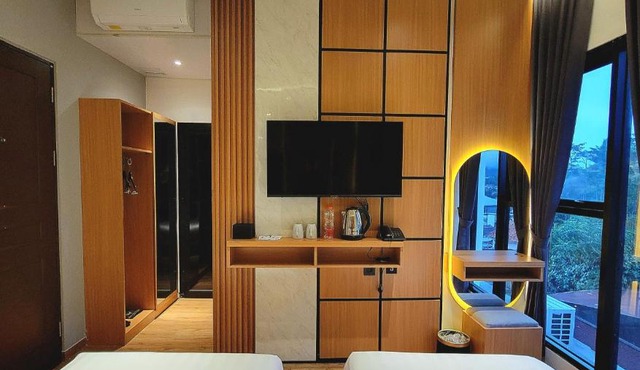Eagle Hotel Wonosobo, Azana Hotels Collection in Kalianget