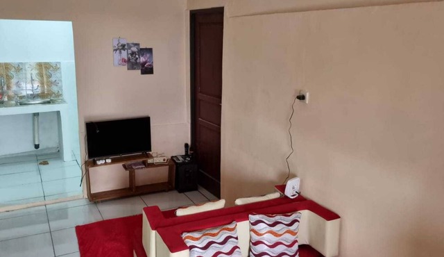 EXPRESS O 91843 Bbs Villa Ciater in Ciater