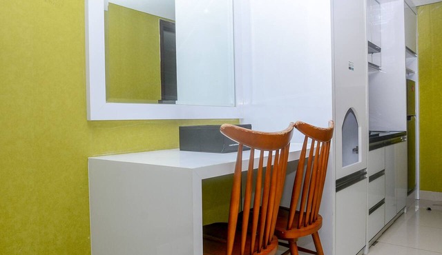 Fully Furnished with Comfortable Design Studio Apartment H Residence in Jakarta