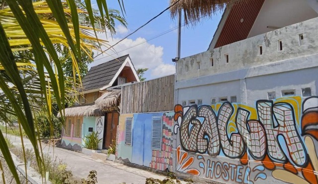 Galuh Hostel Lombok in Pawenang