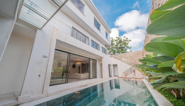 Gorgeous 8-bedroom house with great facilities. in Bali