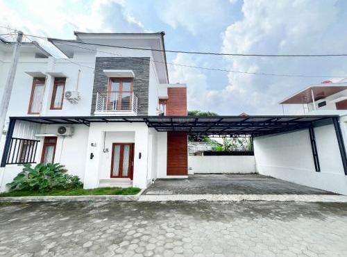 Grand Kalasan Homestay Jogja in Yogyakarta