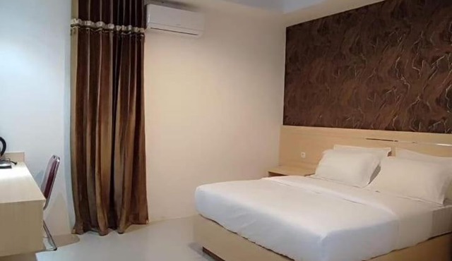 Homestay & Rentcar scooter Sidapore in Lamobuang