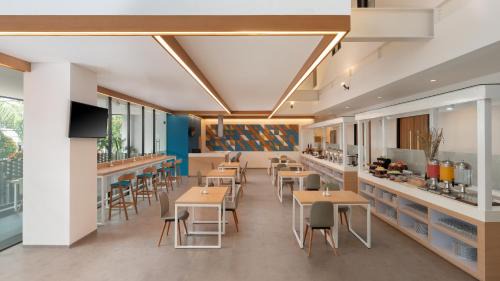 Hotel 88 Blok M Jakarta By WH