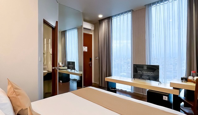 Hotel 88 Embong Malang Tunjungan By WH in Surabaya