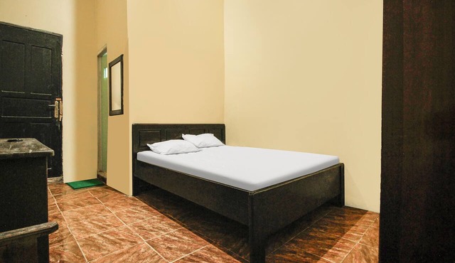 Hotel O Emmy Homestay Syariah in Mamuju
