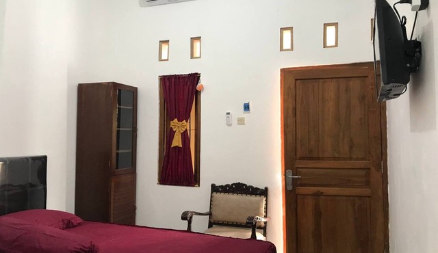 Hotel O Homestay Wijaya Kusuma Syariah in Klaten