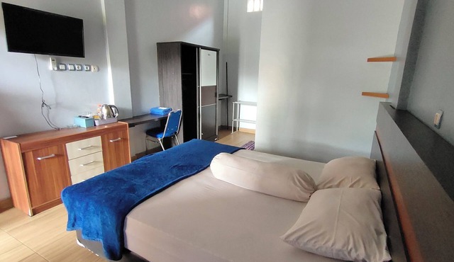 Hotel O Marang Homestay Syariah Near SMP NEGERI 1 CEMPAGA in Tjempakamulja
