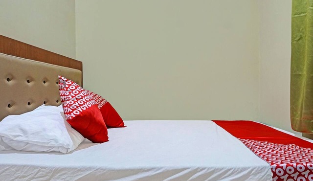 Hotel O Orange Homestay Makassar in Makassar