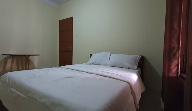 Hotel O Penginapan Laras PaminggirNearPesona Alam Seafood Pink Mira in Garut