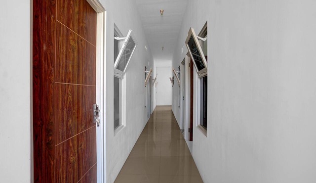 Hotel O Singgah Sini Homestay Syariah in Malang