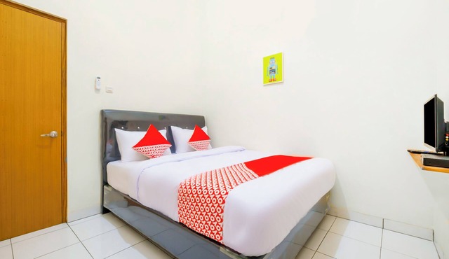 Hotel O Syariah Tasikmalaya Near Universitas Siliwangi Formerly Siliwangi Guest House in Tasikmalaya