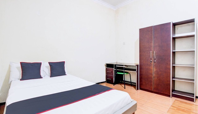 Hotel O Ump Near Rs Margono in Sukaradja