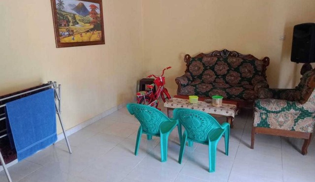 Hotel O Wisma Nadira Near SPBU PT. Trijaya Pugung PENENGAHAN in Pesisir Utara