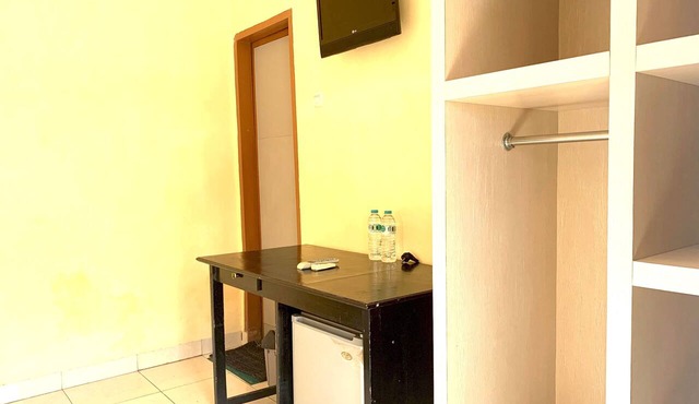 Hotel O Wisma Phinisi Syariah Near Mall of Pinrang Sejahtera in Pinrang