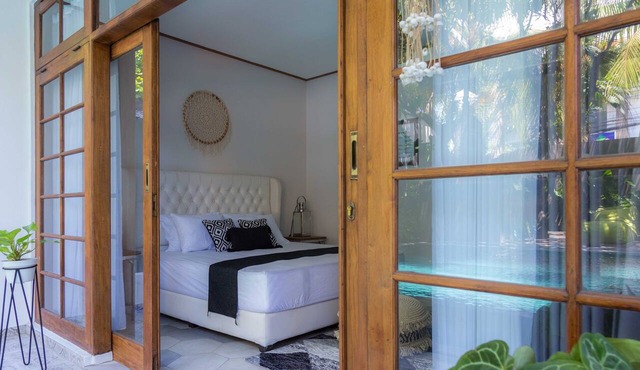 Interconnection Hostel in Kuta