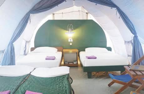 JONATHAN CAMPING GROUND in Wologai